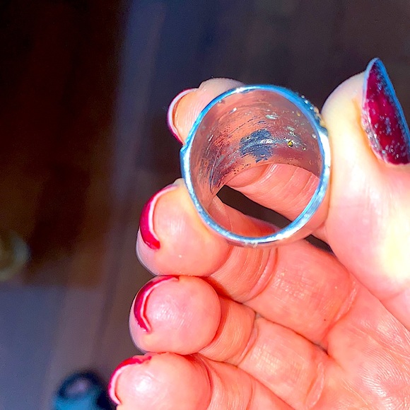 Silver tone with black crystal stones - Picture 7 of 9